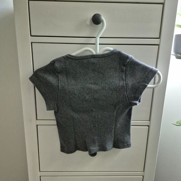 BRANDY MELVILLE SHIRT - Picture 2 of 4